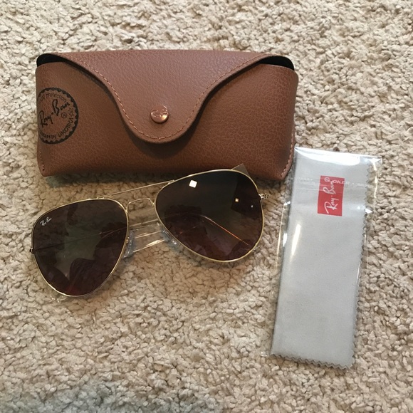 Rayban unisex aviators gold with brown lenses